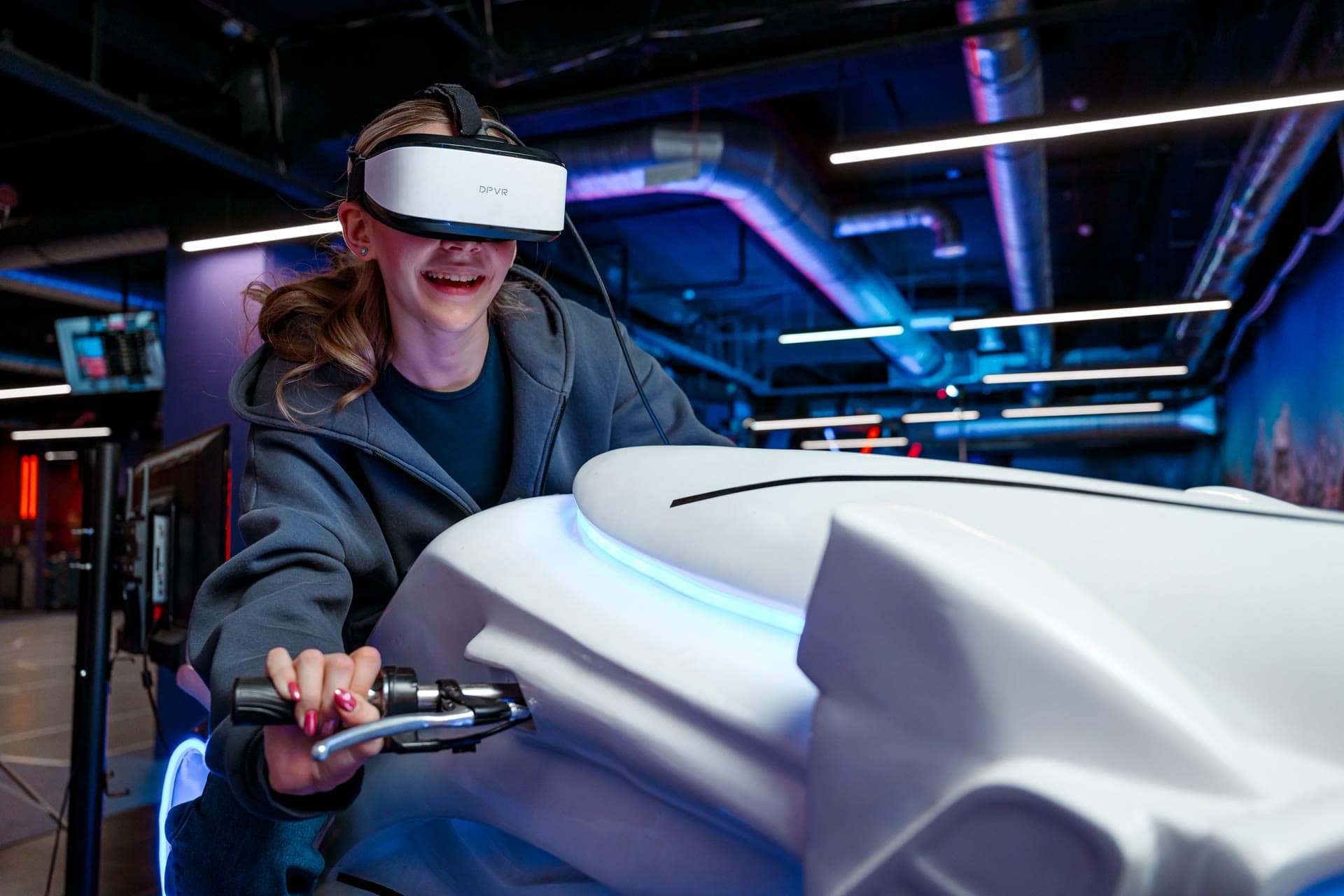 Гости Metaforce в VR-шлемах